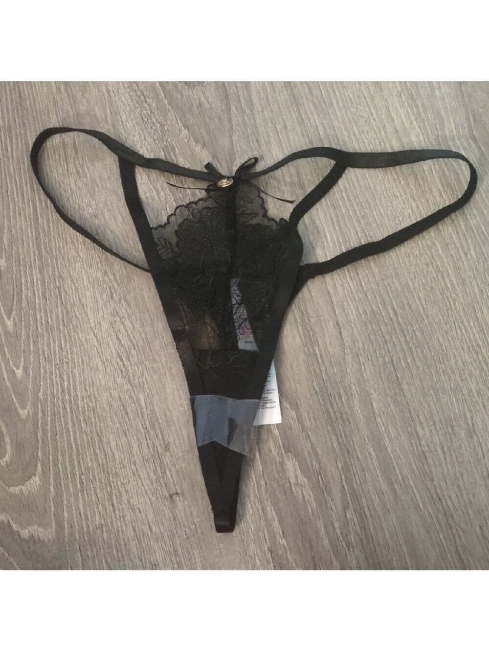 Pretttylittlething G-String/Thong Black Lace Floral Size Medium NWOT